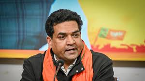 Kapil Mishra असंगठित, गिग एवं प्लेटफॉर्म श्रमिकों को सामाजिक सुरक्षा देने की प्रक्रिया में लाएं तेजीः कपिल मिश्रा