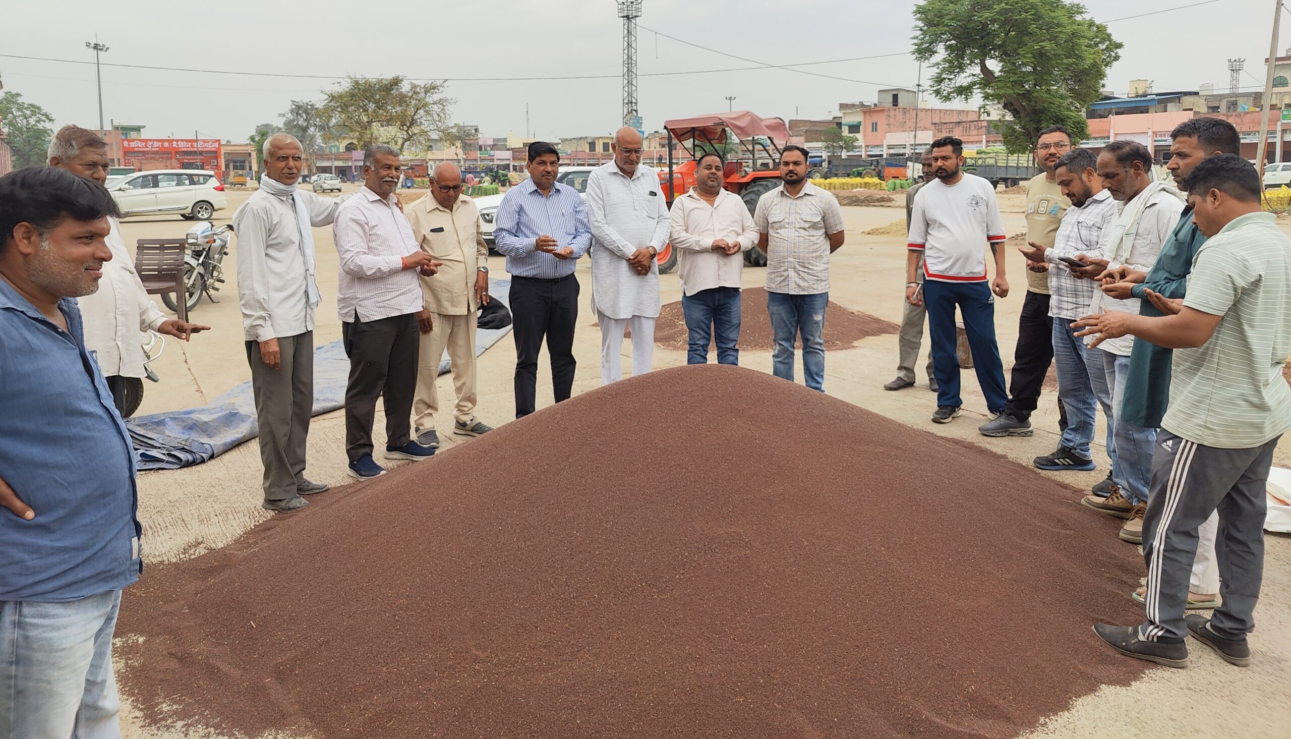 Babain : Farmers suffer huge losses सरसों की सरकारी खरीद शुरू न होने से किसानों को भारी नुकसान,सरकार से सरसों की जल्द खरीद शुरू करने की मांग