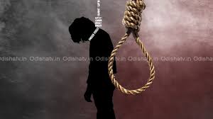 Woman commits suicide by hanging herself