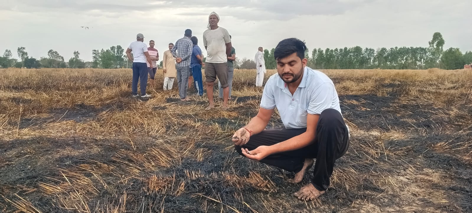 जींद के देशखेड़ा गांव में भीषण आग